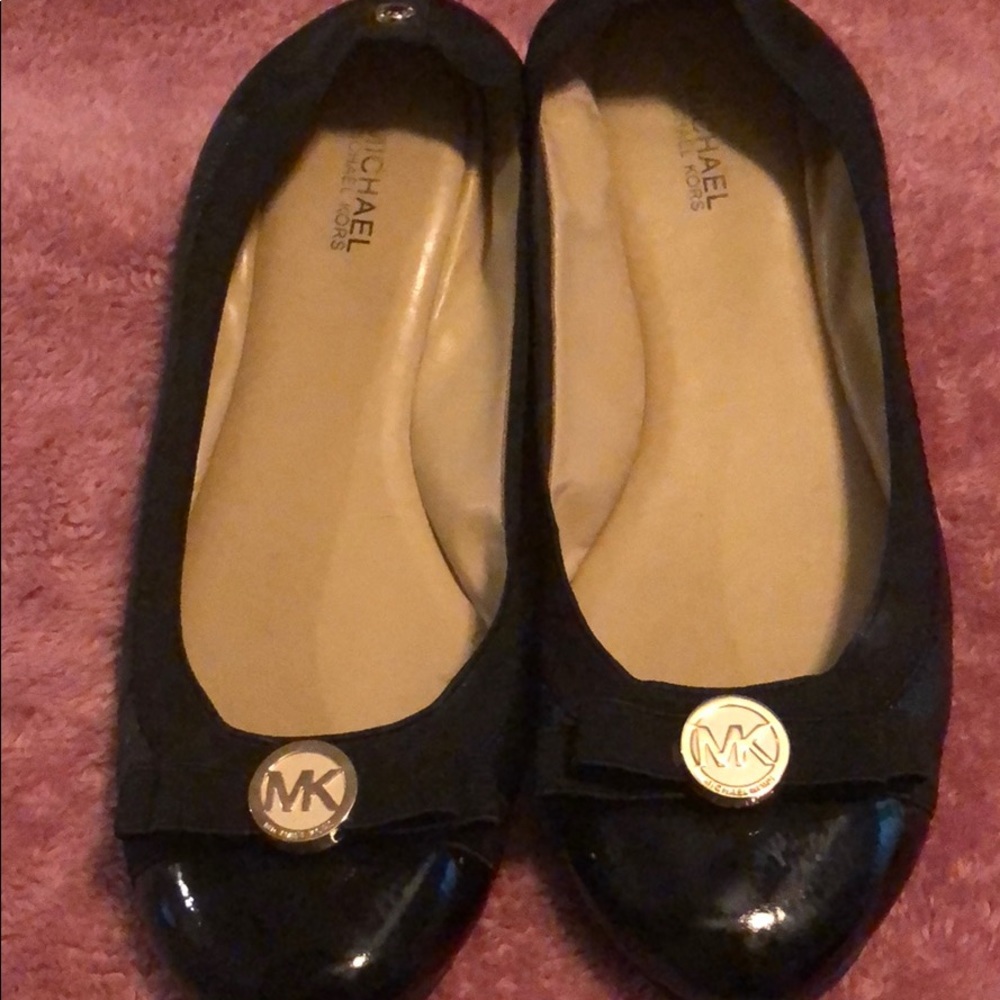 Michael kors black flat shoes
